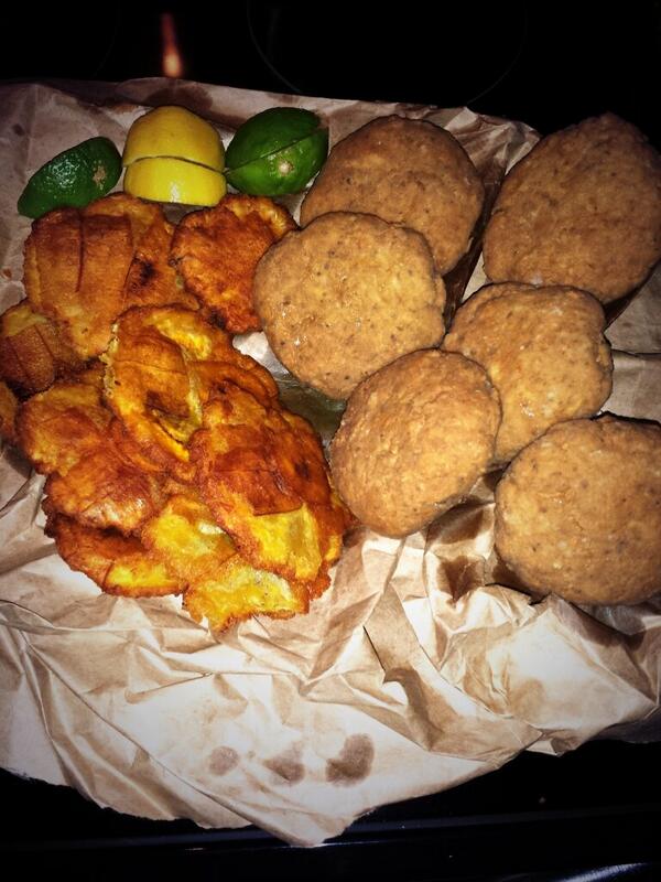 #ChefQuanKiyawna Just made homemade salmon croquettes and plantains. 
#BahamianBreakfast  #TeamWhipDemPots