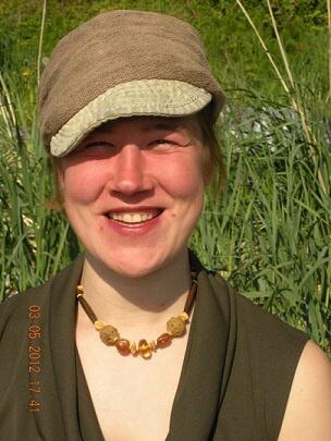 MISSING Comox woman. 26 yr old Julia Strobach..5'9",126 lbs.dyed red hair, green eyes.Call #crimestoppers.