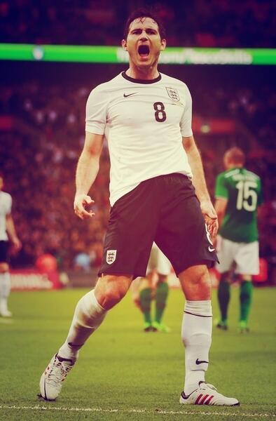 M0tivacionesF's tweet photo. “Un profesor me dijo que si me dedicaba al fútbol fracasaría en la vida. Cuando debuté, le envié 1 entrada" - Lampard http://t.co/MmXOA7AH2S