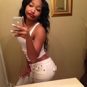 Gabriellaadoee's tweet photo. #WCW - @GoldenBlvntss http://t.co/SOByw15hl4