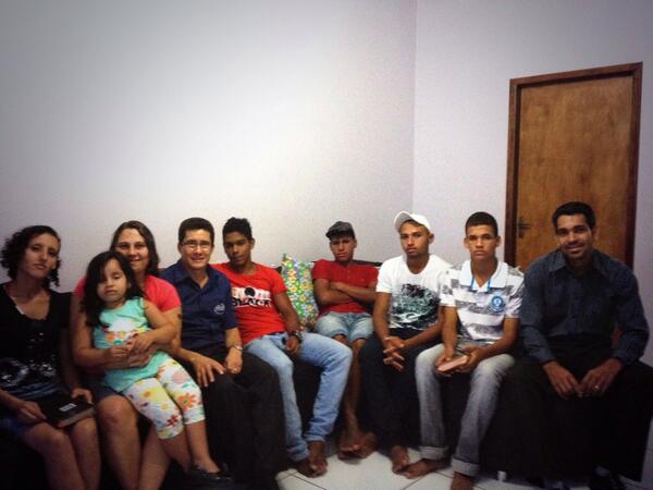 prvalciribeiro's tweet photo. PG na casa do Alan uma benção , veja as fotos http://t.co/vEdPvMvgeK