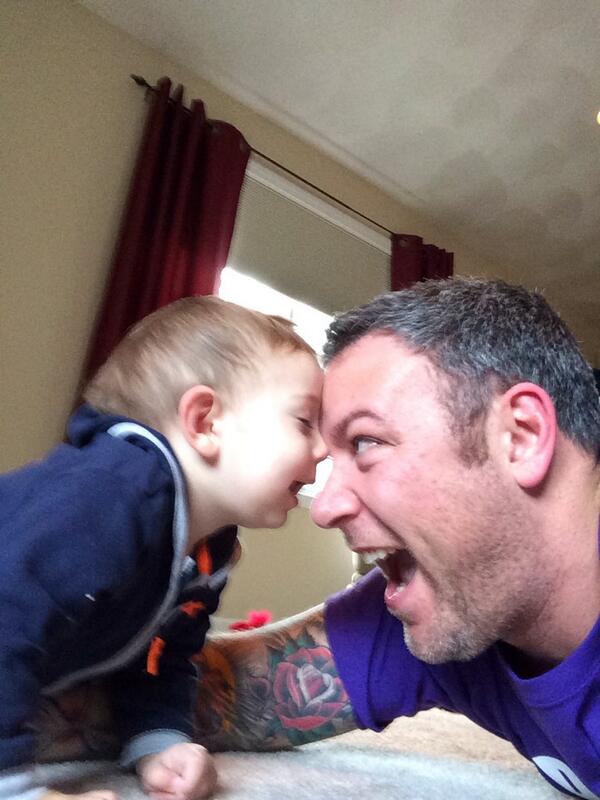 Alex_LaVallee's tweet image. Screw you cancer!! My son Brayden isn't afraid of you! He WILL beat you!

Hear our ROAR!
#BraydenStrong #FightCancer