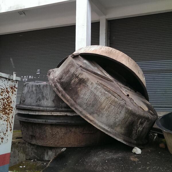 SidmannCompo's tweet photo. Mold tangki utk dijual serendah rm450 xmsk pnghntran.minat blh pm 0129387667 @KuantanTV  @Pahangku  @PahangkuTV http://t.co/T5LIy21gzL