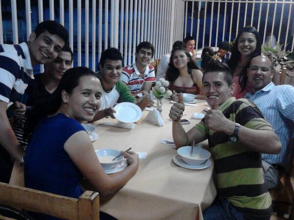 angelitap28's tweet photo. encuentro #jovenesenred cali http://t.co/ELqMPIIv0b