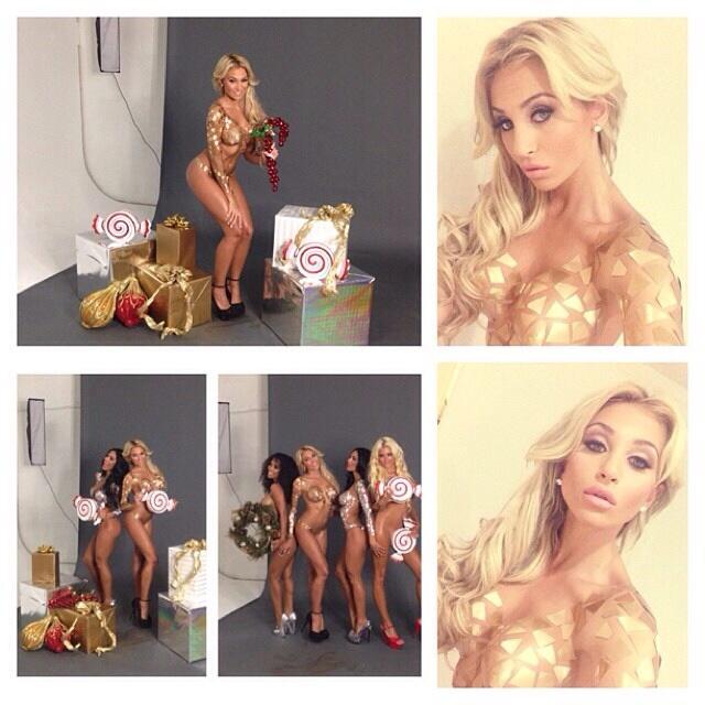 It's beginning to look a lot like Christmas..... @BLKTAPEPROJECT @PlaymateKhloe @playmateApril 🎄 http://t<a href="/tag/tbt"class="tags"><span>#tbt</span></a>