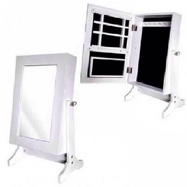 دولاب تنظيم الإكسسوارات موديل 4
الالوان المتوفره
ابيض
بني
اسود
الشحن عن طريق DHL مجانا

السعر 240ريال