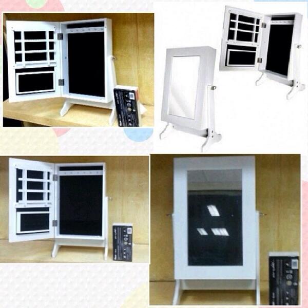 دولاب تنظيم الإكسسوارات موديل 4
الالوان المتوفره
ابيض
بني
اسود
الشحن عن طريق DHL مجانا 

السعر 240ريال