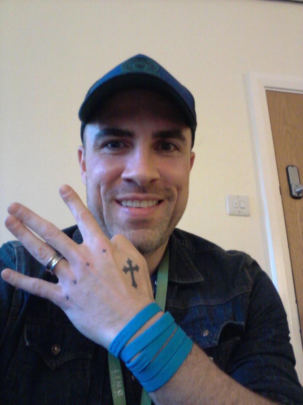 Greg Wood on X: 'Support anti bullying week....stamp out the negative  vibes....peace x #@beatbullying http://t.co/CYH0DWztee' / X