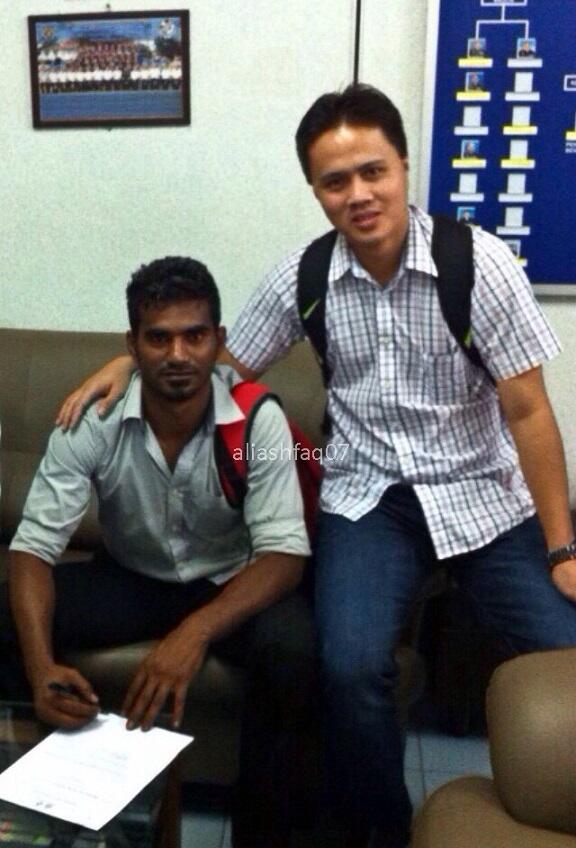 Ali Ashfaq On Twitter Dhagey Has Signed To Malaysian