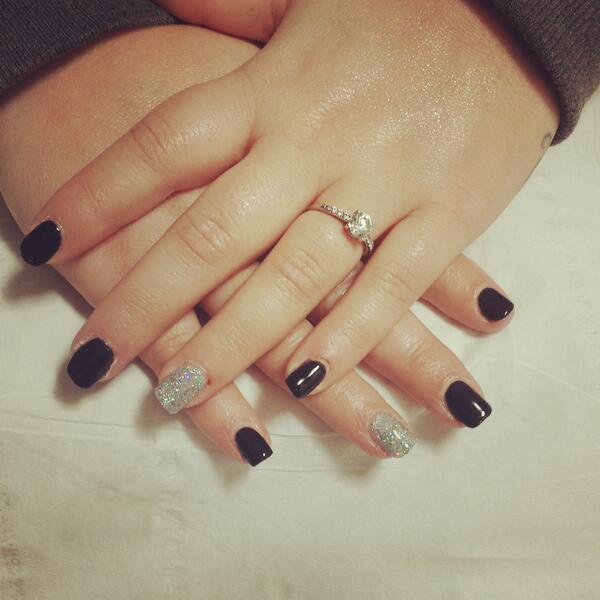 Some beautiful 'Blackpool' &amp; Holographic Glitter CND shellac! #gorgeous #winter #nails