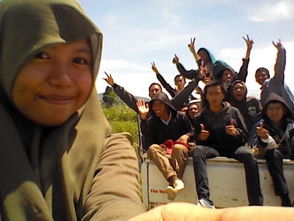 Bersama teman" arsitek 13 ambil jerami #biromaru