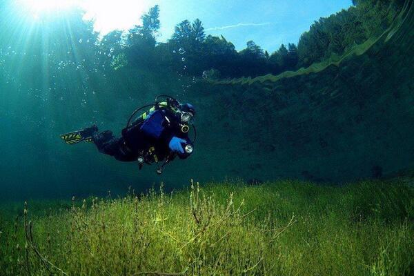 earthcapture's tweet photo. The blue lake, New Zealand #saveearth http://t.co/GhuiBIVmJM