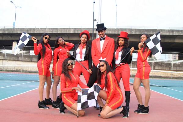 Iam_SuperTed's tweet image. The Striding man and his team!!! Johnnie Walker Formula 1. we taking over Lagos. #STEPUP2VIP