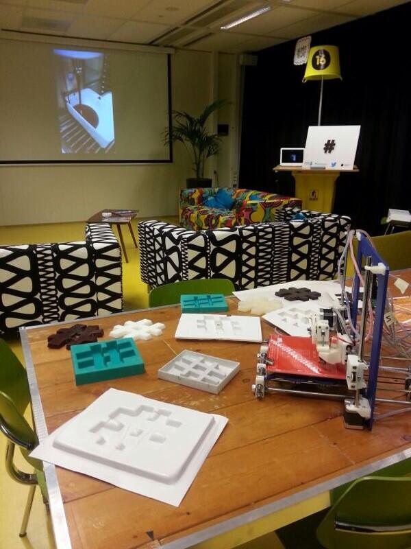 ChocoHashtag's tweet image. Welcome in our @ChocoHashtag room at the HvA! Ready for the big moment @marcdevries