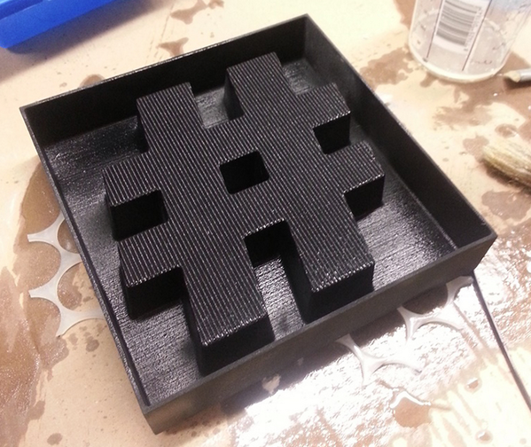 ChocoHashtag's tweet image. #tbt Not as easy as we thought, to 3D print a good mold. But nr 2 is starting to look like it!! #chocohashtag