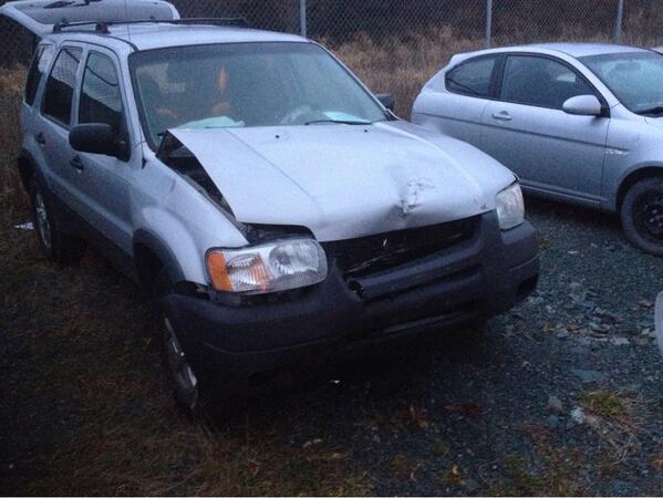 mitchking_18's tweet photo. So long ford escape #rip #writeoff #thankfuck http://t.co/7kCHFlHse1
