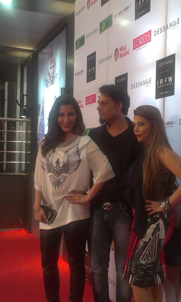 Team MissMalini tweet media