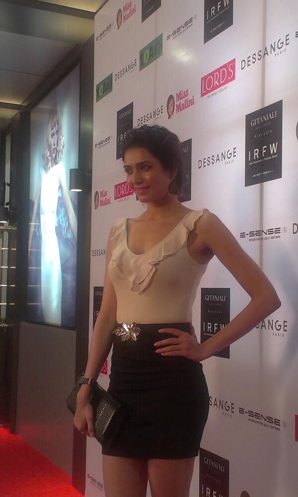 Team MissMalini tweet media