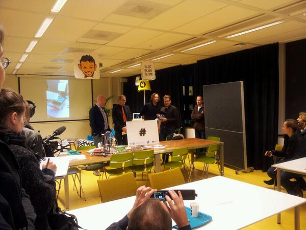 imBenny's tweet image. Eerste @chocohashtag overhandigd aan @twitter_nl