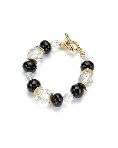 TamsenZ's tweet photo. Loving @Operanow's story on opera &amp; jewelry and agree that our @MetOpera collection can help you celebrate in style! http://t.co/bV9Xxxre8d
