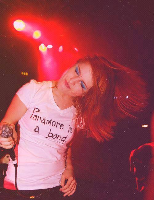 2Paramore tweet picture
