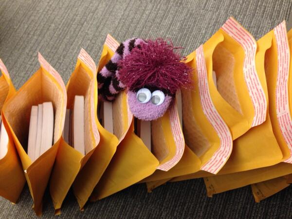bloomsburykids's tweet photo. It's time for another Murray Mystery Package giveaway! RT and follow for a chance to win 3 surprise ARCs. http://t.co/oYITggEFb8