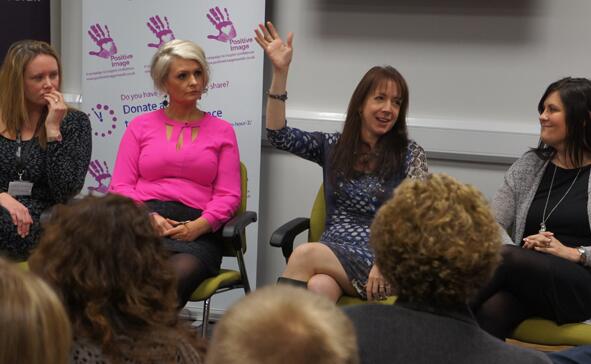 RachelElnaugh's tweet photo. Everyone looking max pissed off with me talking! 😳 RT @mmc_agency: Great insight @MercuryExpo yest'day  #mexpo13 http://t.co/cHz1nbqS9Q