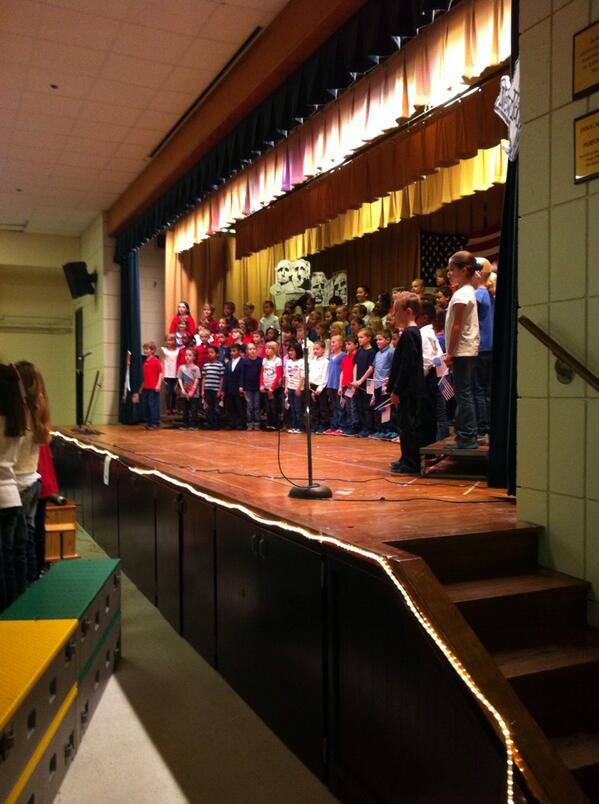 Third grade musical was a hit tonight! Big thanks to Ms. Yen and Ms. Weingart!