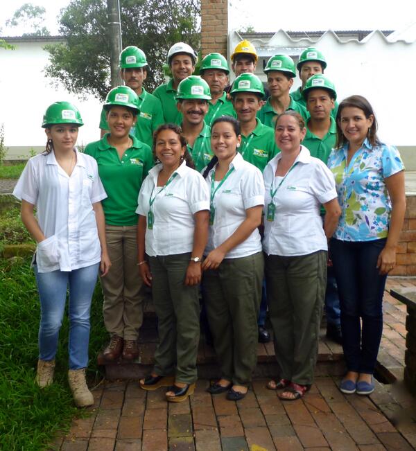 Proarroz's tweet photo. Mas de nuestro equipo de trabajo http://t.co/bMlDyjfXGj
