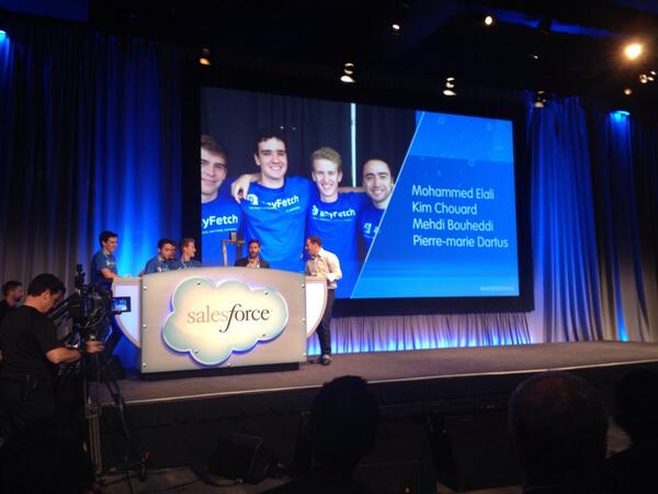 groques's tweet image. France on stage #salesforcehack!!