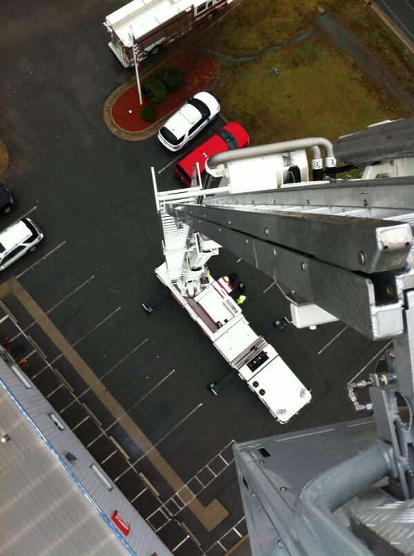 MarshallWicker's tweet photo. Had playtime at work today. 116ft. in the air http://t.co/NZrUNvgwxE
