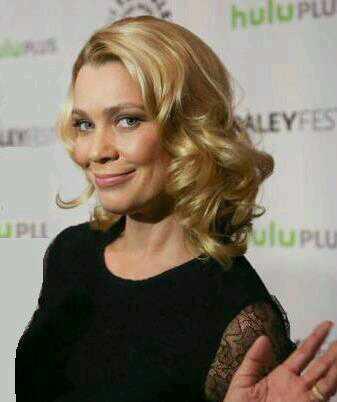walkingdeadfa18's tweet image. beautiful actress Laurie Holden