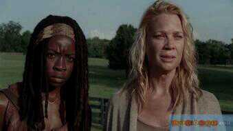 walkingdeadfa18's tweet image. Michonne saved Anderas life