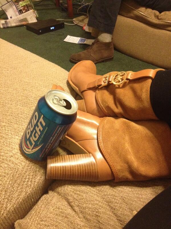 MissSouthrnMess's tweet photo. My two favorite things. http://t.co/U3MHXhRgKU