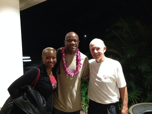 And the <a href="/RazorbackMBB/">Arkansas Razorbacks Men’s Basketball 🐗</a> has arrived! Tournament Chair Dave Odom greets Coach Anderson and his beautiful wife