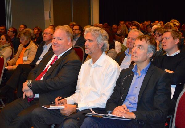 Plansamarbeidet's tweet image. Spennende og engasjerte innlegg på næringskonferansen i Lillestrøm. Næringsutvikling og befolkningsvekst er temaet.