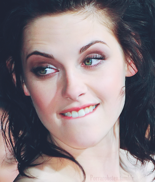KsPict's tweet photo. HI KRISBIANS! ILY SOMUCH!!! <333 http://t.co/DN1dSo3KWs