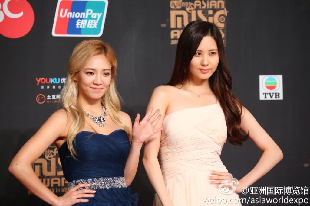 BZq4jOwCEAAJRI4.jpg:large