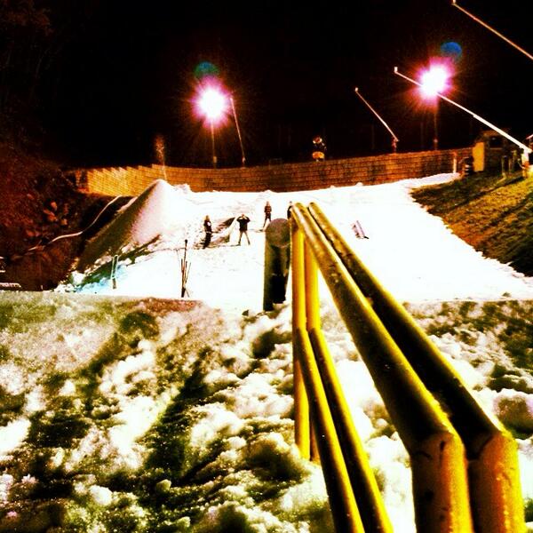 _rmp17's tweet image. Rail jam tonight! #ogft #railjam #backinblue