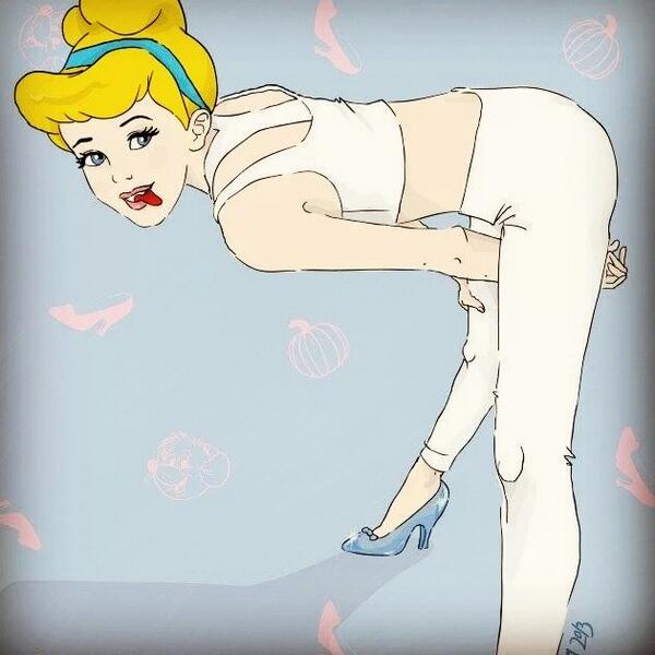 YOU BETTA #TWERK BITCH !! <a href="/MileyCyrus/">Miley Cyrus</a> #SMILERS