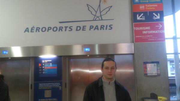 ss_ventura's tweet photo. Embarquement ! http://t.co/pzGVaedqmY