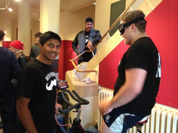 BSmobros's tweet photo. http://t.co/LRgNUG5EYB