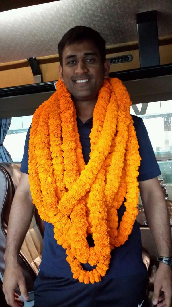 At the vizag airport.i must say a very very warm welcome.a few more and i wd hve struggled to stand