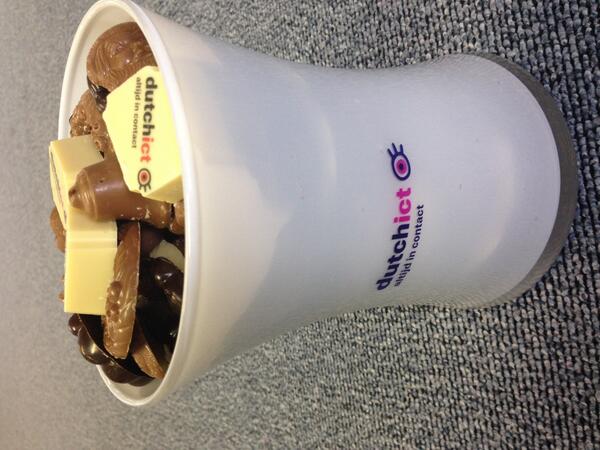 6 December maken wij de winnaar bekend van 1KG #Dutchict chocolade. Volg @altijdincontact om kans te maken! #Dutchict