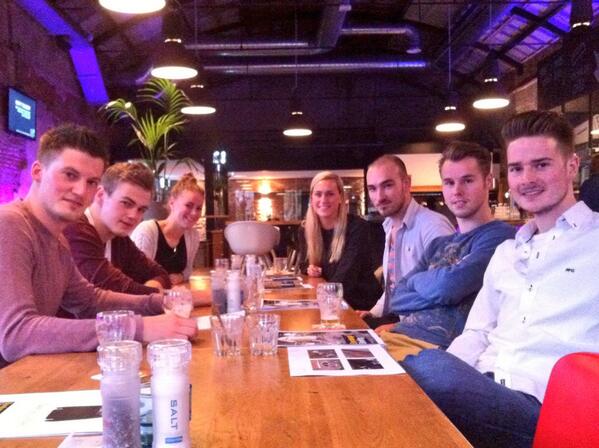 bombasign's tweet photo. Briefing aan designteam Bombasign is een feit! @joostbroeker @niekvanderveen @miloukempers @thijsmensink #YellowNL http://t.co/K6MVwRRh6k