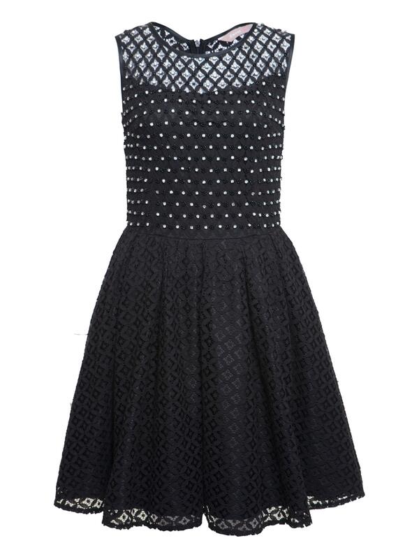 Our Hero Dress sold out yesterday but its back online now &amp; with 20% off it’s a steal at €48! bit.ly/1cHsNxU