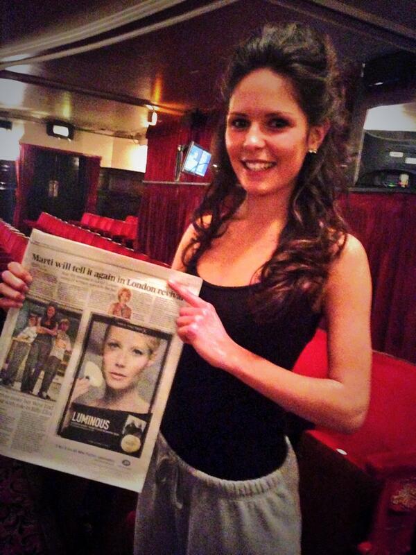 BillyElliotUK's tweet photo. Extra! Extra! Our #walkonpart winner Rebecca White @rebecca_whitee is in tonight's @standardnews #billyelliot http://t.co/RawJKzpMIS