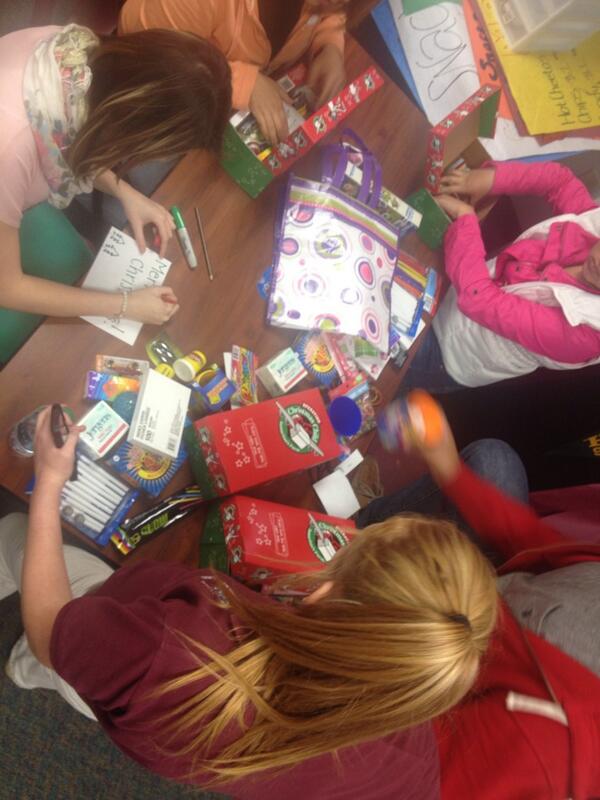 SHSOralComm's tweet image. Packing four boxes for #operationchristmaschild! #SIMPLEService #Reddogsserve #woofwoof