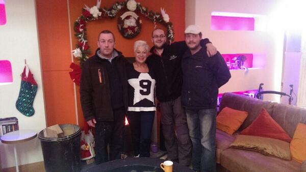 TheLOLF's tweet photo. The lads had a visit from @RealDeniseWelch today!! http://t.co/h3a4BASNlJ