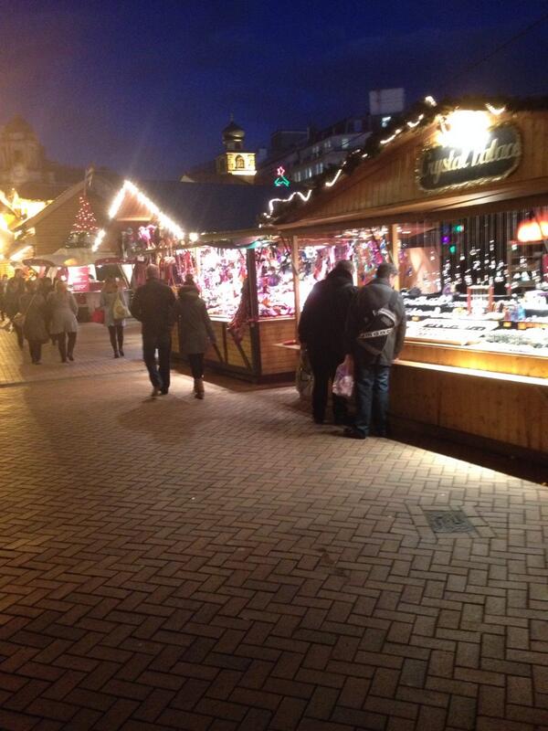 NewcombeNick's tweet photo. 33 more sleeps til  Christmas! http://t.co/pmPJJrAITS